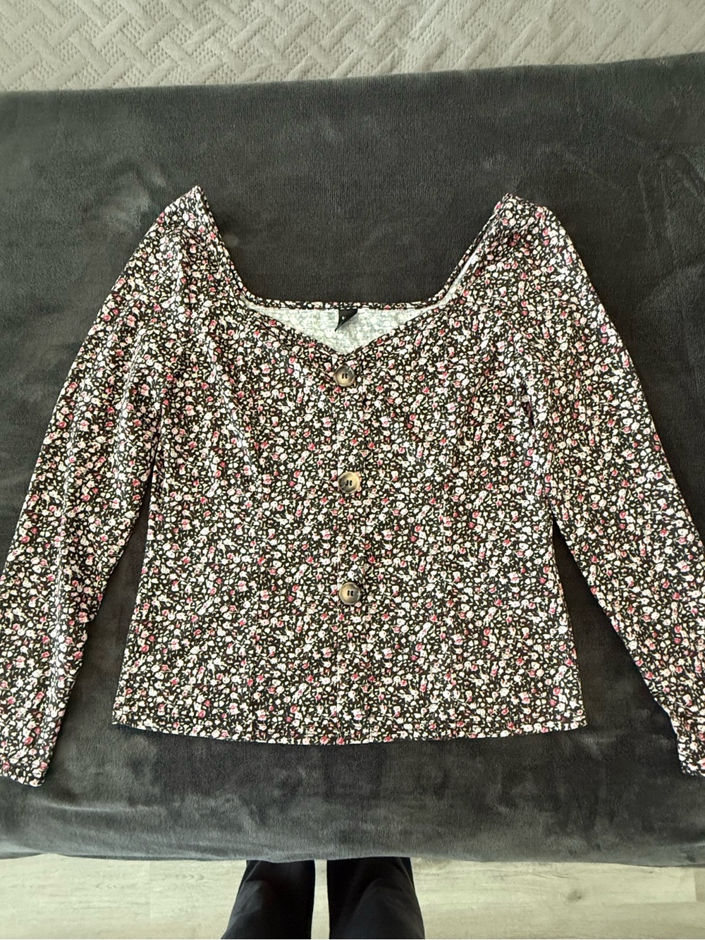 SHEIN Black Floral Button-Front Long Sleeve Top with Pink Accents